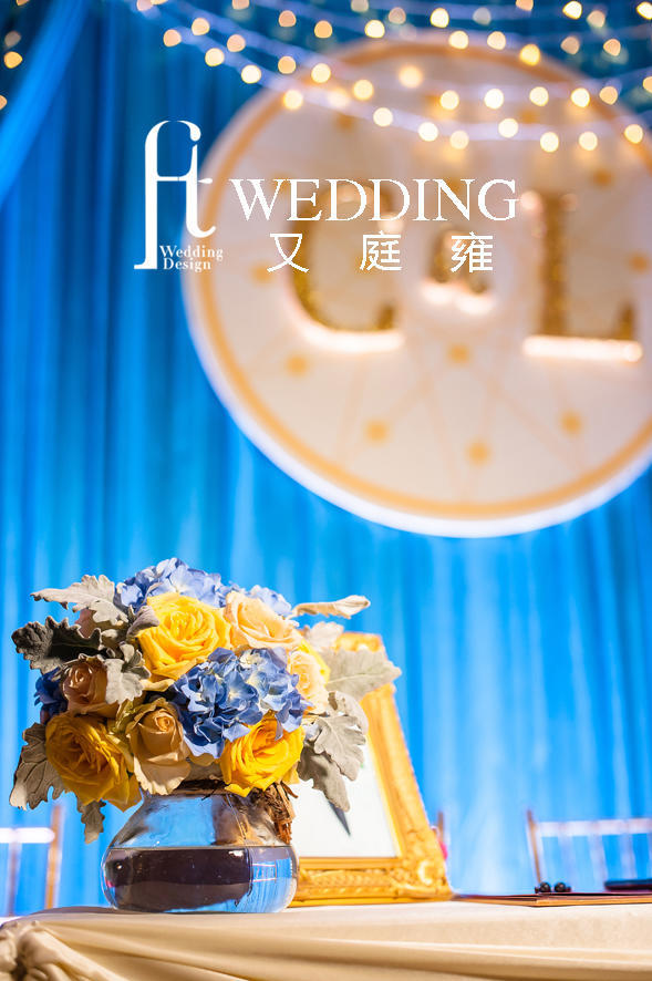 婚礼类型:主题婚礼  颜色:香槟色,蓝色,紫色  婚礼风格:美学设计