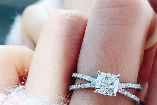 钻石戒指怎么分辨真假