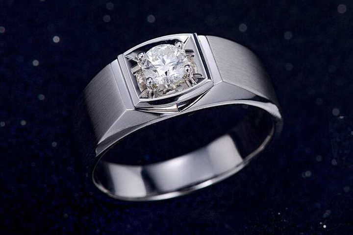 金au750钻石戒指是什么意思