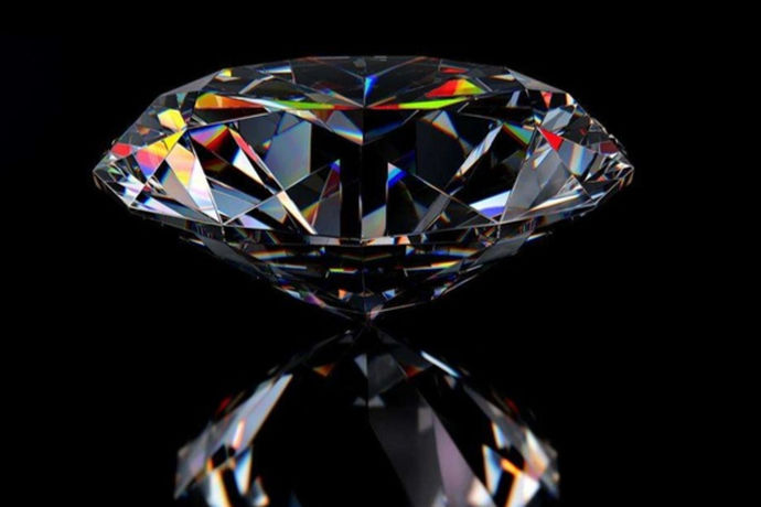我们都知道钻戒作为一种饰品，是非常受新人欢迎的。生活中很多男方喜欢用钻戒来作为求婚戒指，但是在钻戒市场中有大有小。我们该如何进行选择呢？今天我们就来了解一下15分钻石是什么价？
