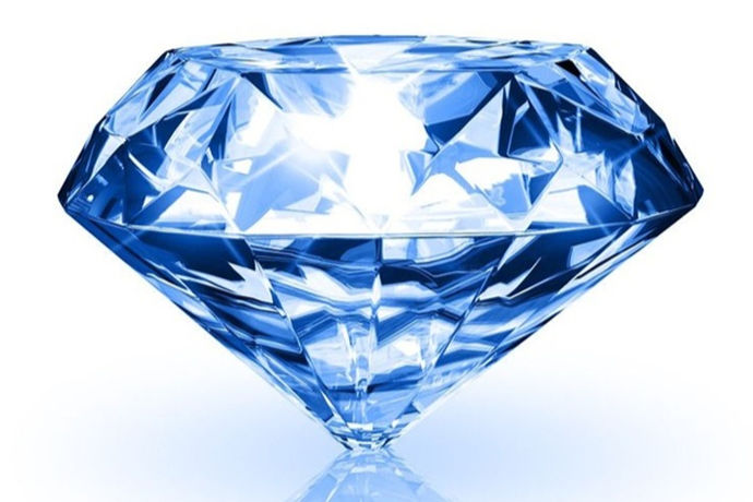 钻石是天然的结晶，它的坚硬与绚丽，都被人们用来表达无坚可摧、至死不渝的爱情，那么100克拉钻石多大呢？下面一起来看看吧。