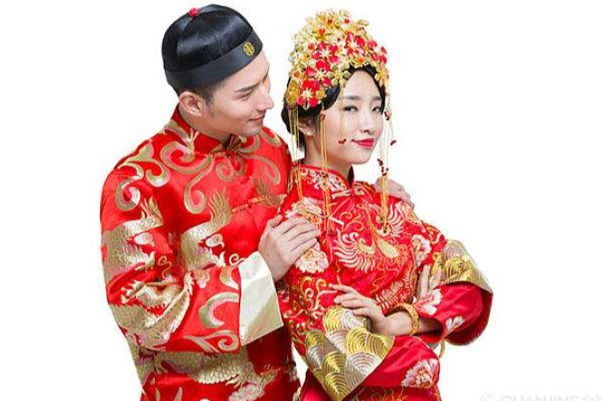 中式结婚礼服叫什么