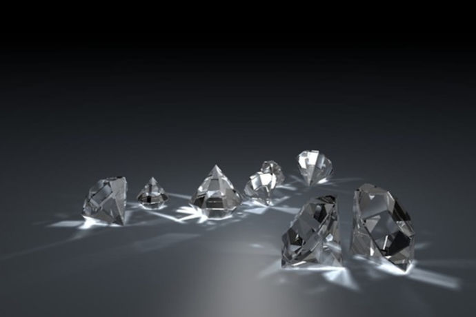 在开始一段婚姻之前，许多的新人会选择买一颗钻石戒指，作为自己婚姻的一份美好祝福体现。与此同时，很多新人会有一些担心自己买的钻石是否是正品，又该如何鉴别？关于钻石的鉴别，下面由中国婚博会的小编带你了解钻石的鉴别有哪些简单的方法？
