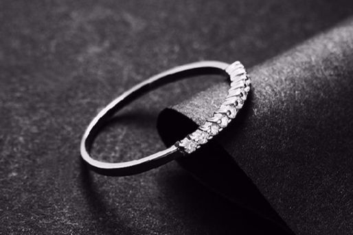 最便宜的钻石戒指多少钱