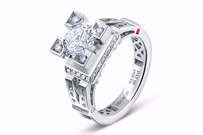 我们都知道在日常生活中很多人都喜欢购买钻石戒指来进行佩戴。但是对于它的价格你又了解多少呢？今天中国婚博会小编就为大家带来钻石的价位。