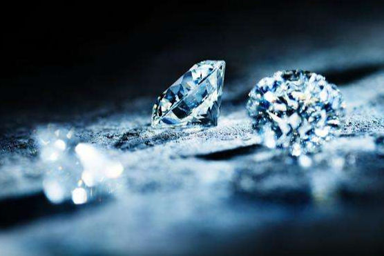 最便宜的钻石多少钱