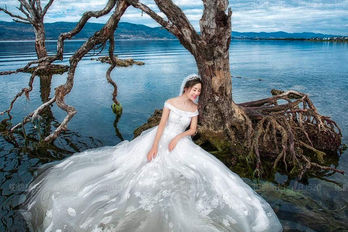 洱海拍婚纱照多少钱