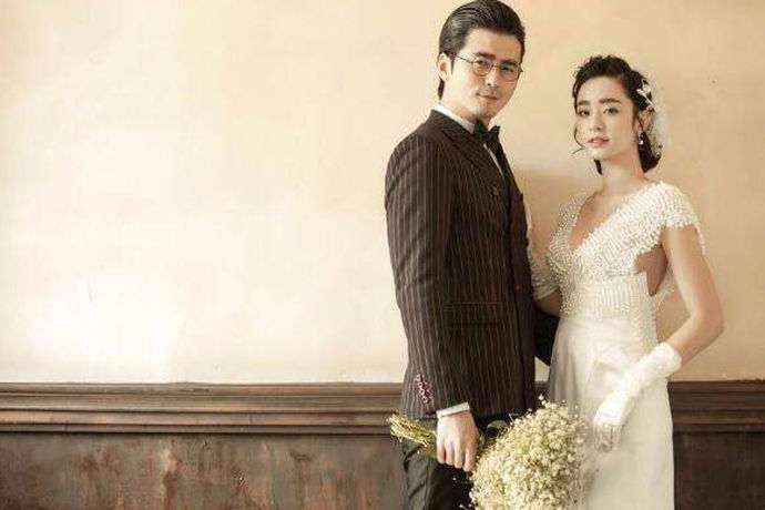 在拍摄传统韩式婚纱照的时候有哪些要点需要人们注意呢，下面就随中国婚博会小编来具体了解一下传统韩式婚纱照的拍摄要点吧。希望可以帮到新人们！