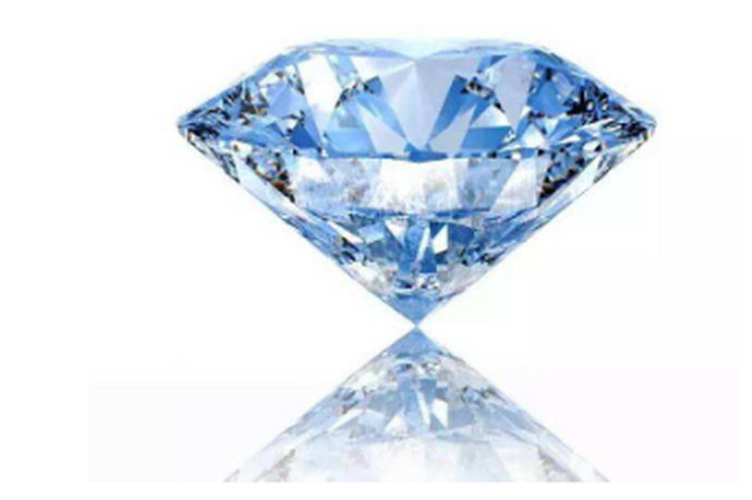 钻石既可以用于日常佩戴，也可以作为收藏品进行收藏，那么钻石分几种呢？