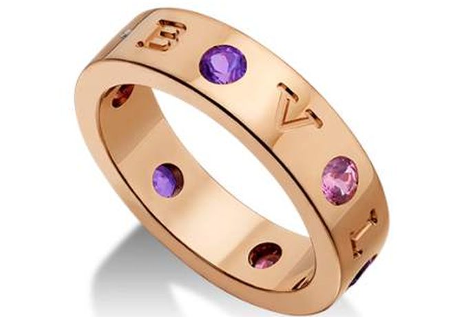 生活中很多女生会选择网上购买或者找代购购买宝格丽戒指，但是却不知道具体戒指尺寸以及如何买到合适的戒指。下面小编帮大家整理了宝格丽戒指手寸对照表，帮助大家买到合适的宝格丽戒指。