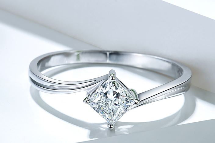 钻石的浪漫寓意是什么
