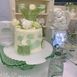 白绿色系婚礼甜品台