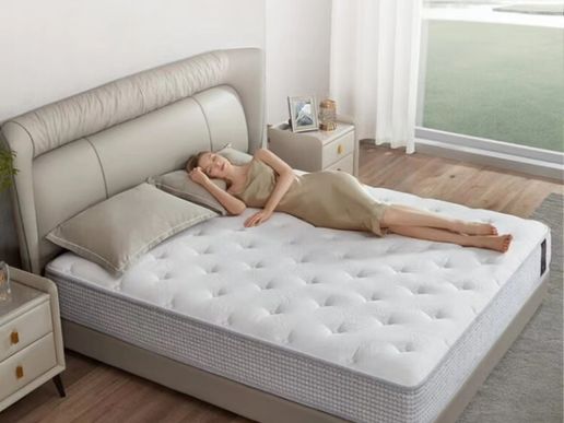 金可儿 (Kingkoil) 乳胶床垫七区独立袋装弹簧床垫席梦思软硬适中30床垫1.8米*2米